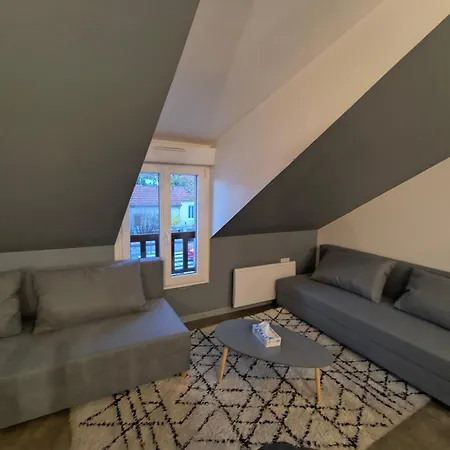 La Perchee 9 Personnes Wifi * Yvré-lʼÉvêque