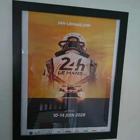 La Perchee 9 Personnes Wifi Apartman Yvré-lʼÉvêque