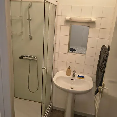 Apartman La Perchee 9 Personnes Wifi Yvré-lʼÉvêque