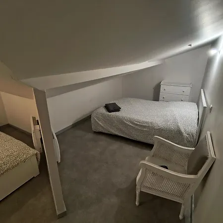 Apartman La Perchee 9 Personnes Wifi Yvré-lʼÉvêque